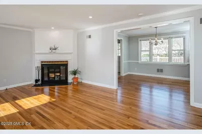 19 Bayside Terrace, Greenwich, CT 06878 - Photo 5