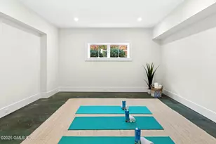 10 Stony Brook Rd, Darien, CT 06820 - Photo 33