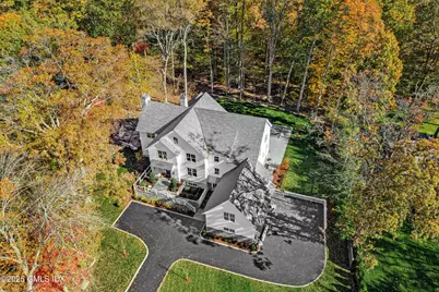 10 Stony Brook Road, Darien, CT 06820 - Photo 3