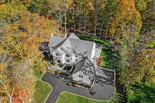 10 Stony Brook Rd, Darien, CT 06820 - Photo 3