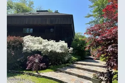 198 E Middle Patent Road, Greenwich, CT 06831 - Photo 5