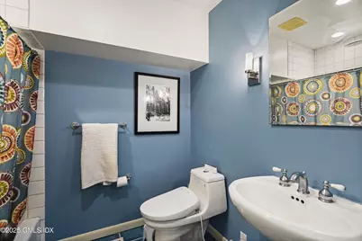 198 E Middle Patent Road, Greenwich, CT 06831 - Photo 31