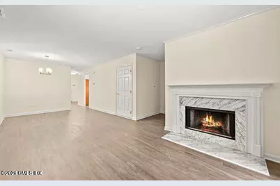 51 Forest Avenue #147, Old Greenwich, CT 06870 - Photo 3
