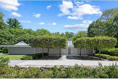 565 Oenoke Ridge, New Canaan, CT 06840 - Photo 1