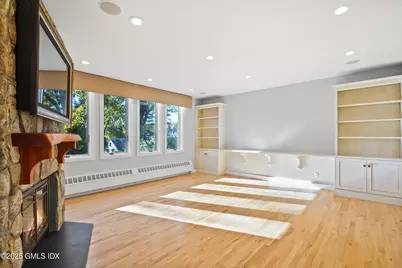 249 Shore Road, Greenwich, CT 06830 - Photo 7