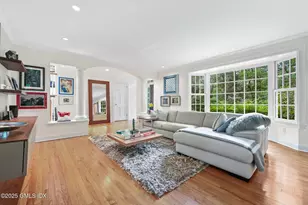 12 Wooddale Rd, Greenwich, CT 06830 - Photo 9