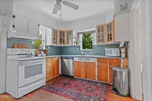 7 Highview Ave, Old Greenwich, CT 06870 - Photo 11