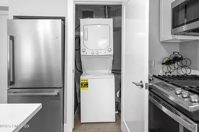 168 N Water Street #3L, Greenwich, CT 06830 - Photo 5