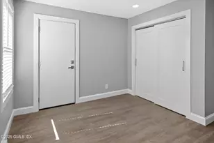 168 N Water St, Greenwich, CT 06830 - Photo 9