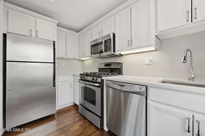 2 E Elm Street #35, Greenwich, CT 06830 - Photo 7