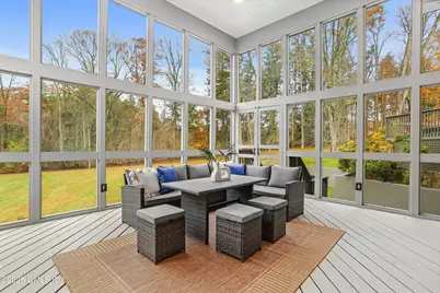 69 Taconic Road, Greenwich, CT 06831 - Photo 15