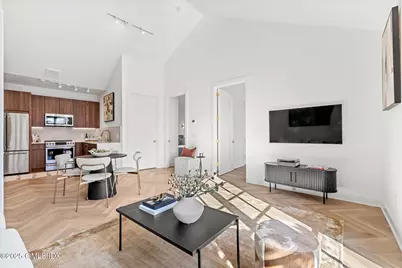 100 E Putnam Avenue #311, Greenwich, CT 06807 - Photo 3