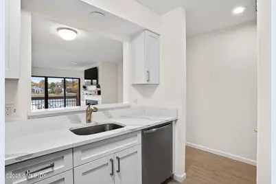 7 River Road #310, Greenwich, CT 06807 - Photo 5