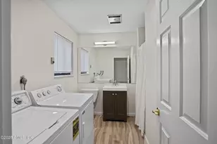 7 River Rd, Greenwich, CT 06807 - Photo 3