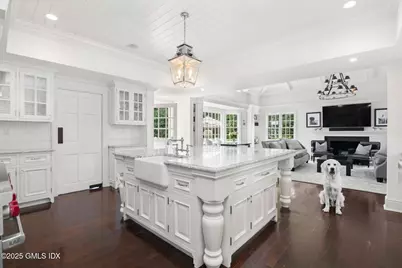 60 Meadow Road, Greenwich, CT 06878 - Photo 9