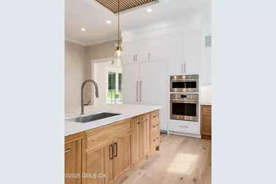 11 Winterset Road, Greenwich, CT 06830 - Photo 5