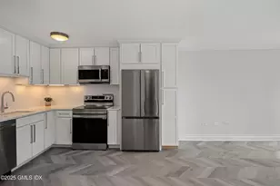 87 Glenbrook Rd, Stamford, CT 06902 - Photo 11