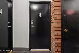 87 Glenbrook Rd, Stamford, CT 06902 - Photo 5