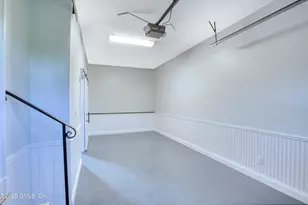 66 Ute Pl, Greenwich, CT 06830 - Photo 15