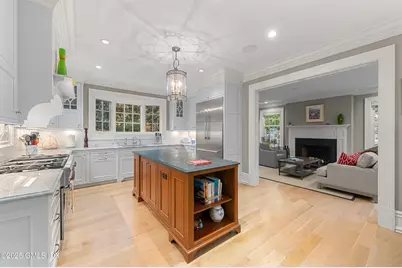 15 Dearfield Lane, Greenwich, CT 06831 - Photo 13