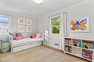 6 Meadowbank Rd, Old Greenwich, CT 06870 - Photo 15