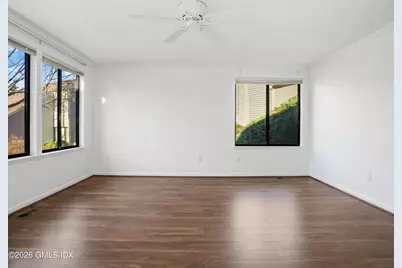 505 W Lyon Farm Drive #505, Greenwich, CT 06831 - Photo 9