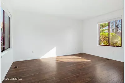 505 W Lyon Farm Drive #505, Greenwich, CT 06831 - Photo 11