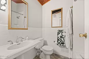 12 Sawmill Ter, Greenwich, CT 06830 - Photo 17