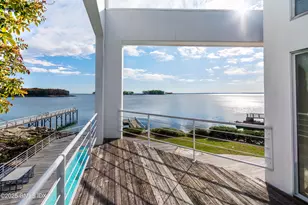 111 Byram Shore Rd, Greenwich, CT 06830 - Photo 15