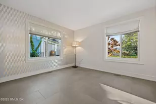 33 E Lyon Farm Dr, Greenwich, CT 06831 - Photo 7