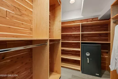 33 E Lyon Farm Drive #33, Greenwich, CT 06831 - Photo 25