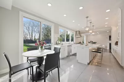 4 Banksville Road, Greenwich, CT 06831 - Photo 13