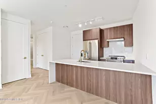 100 E Putnam Ave, Greenwich, CT 06807 - Photo 13