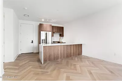 100 E Putnam Avenue #210, Greenwich, CT 06807 - Photo 11