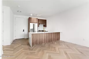 100 E Putnam Ave, Greenwich, CT 06807 - Photo 11