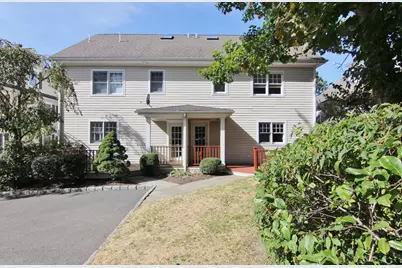 120 E Elm Street #1, Greenwich, CT 06830 - Photo 15
