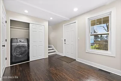 2 Sherman Avenue #Cottage, Greenwich, CT 06830 - Photo 5