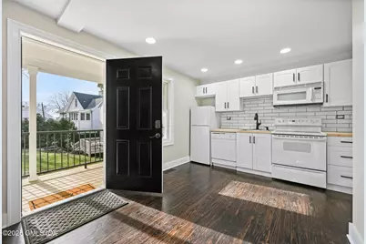 2 Sherman Avenue #Cottage, Greenwich, CT 06830 - Photo 3