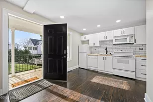 2 Sherman Ave, Greenwich, CT 06830 - Photo 3