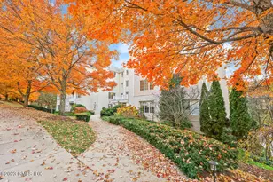 2 Homestead Ln, Greenwich, CT 06831 - Photo 13