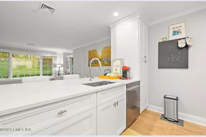 2 Homestead Lane #106, Greenwich, CT 06831 - Photo 3