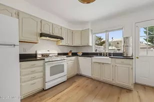 19 Windy Knolls, Greenwich, CT 06831 - Photo 3