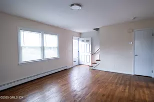 51 View St, Greenwich, CT 06830 - Photo 7