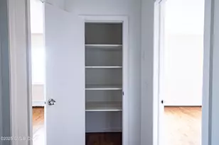 51 View St, Greenwich, CT 06830 - Photo 11