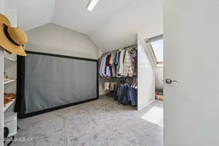 20 Norman Rd, Stamford, CT 06906 - Photo 17