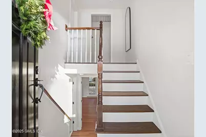 48 Meyer Place, Greenwich, CT 06878 - Photo 3