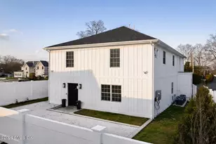 82 Josephine Evaristo Ave, Greenwich, CT 06830 - Photo 1