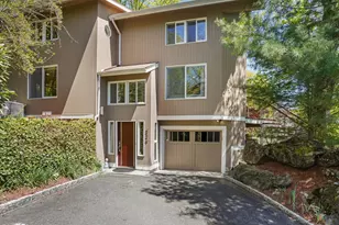 228 Pemberwick Rd, Greenwich, CT 06831 - Photo 29