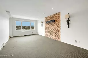 630 Steamboat Rd, Greenwich, CT 06830 - Photo 15