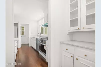 7 Sound View Terrace, Greenwich, CT 06830 - Photo 5